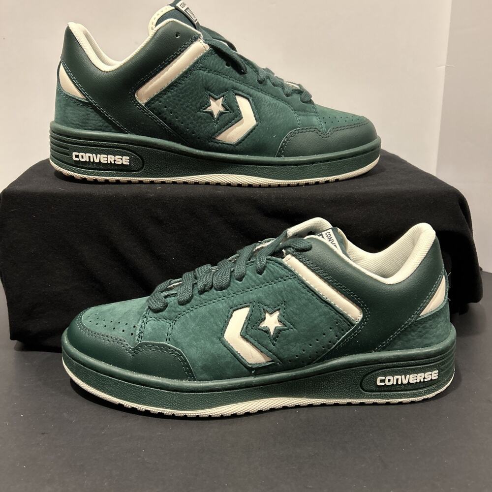 Converse A11105C Green Leather Lace Up Sneakers Size 8M/9.5W NEW W OG BOX
